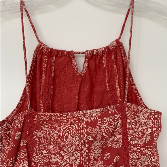 Sun & Shadow Red Paisley Thin Strap Tank - Picture 5 of 5